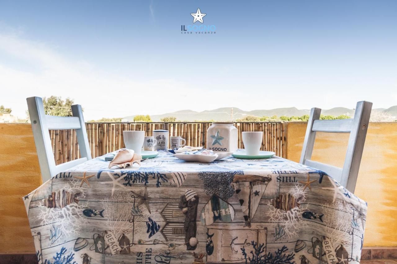 Case Vacanze Il Sogno Porto Pino Exterior foto